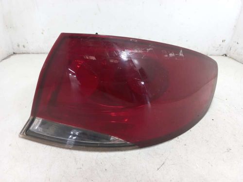 LANTERNA DIREITA FIAT SIENA 1.0 2010