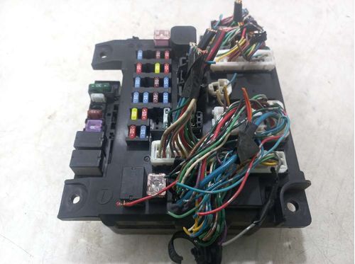 CAIXA DE FUSIVEIS MITSUBISHI ASX 2.0 2015