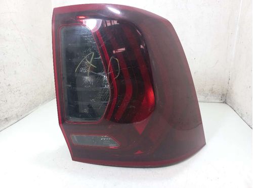 LANTERNA DIREITA RENAULT OROCH 2.0 2016