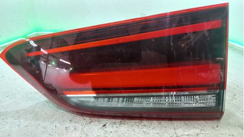 LANTERNA DA TAMPA DIREITA BMW X1 2.0 2020