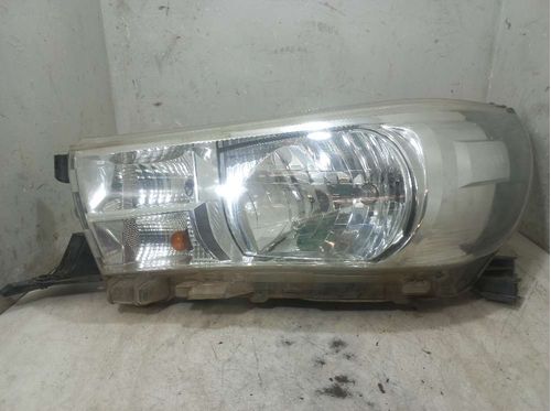 FAROL ESQUERDO TOYOTA HILUX 2.8 2022