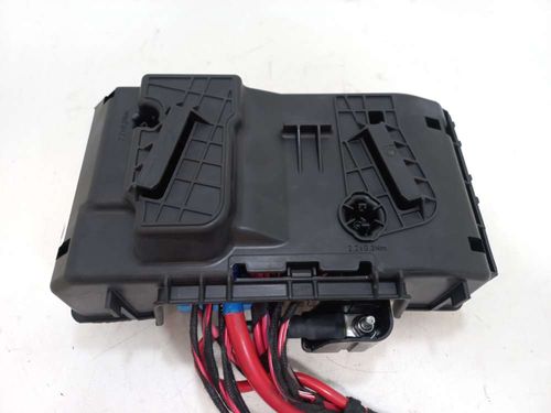 CAIXA DE FUSIVEIS MERCEDES BENZ C-43 3.0 2018