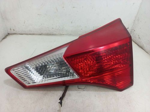 LANTERNA DA TAMPA DIREITA TOYOTA RAV4 2.5 2013