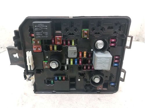CAIXA DE FUSIVEIS CHEVROLET COBALT 1.8 2020