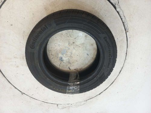 PNEU CONTINENTAL 215/60R17 96 RADIAL