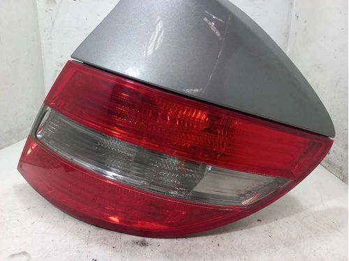 LANTERNA DIREITA MERCEDES BENZ CLC200 1.8 2010