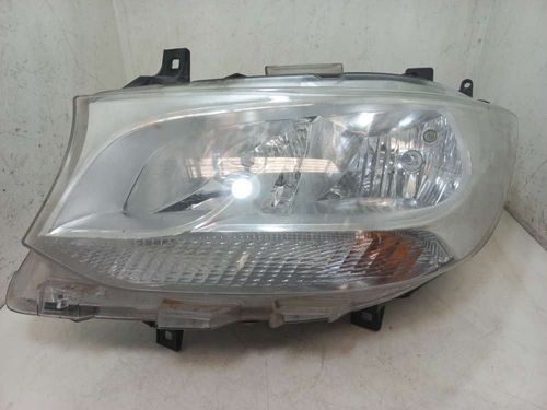 FAROL ESQUERDO MERCEDES BENZ SPRINTER 2.2 2022