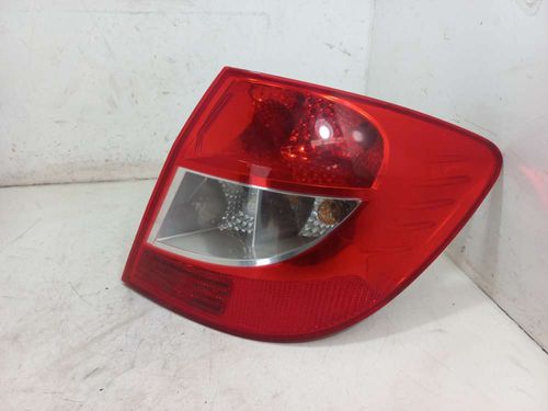 LANTERNA DIREITA RENAULT SYMBOL 1.6 2011