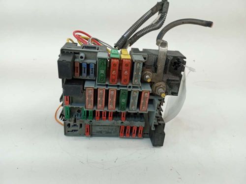 CAIXA DE FUSIVEIS PEUGEOT 406 2.0 2001
