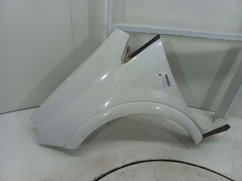 PARALAMA DIANTEIRO ESQUERDO FIAT PUNTO 1.4 2014