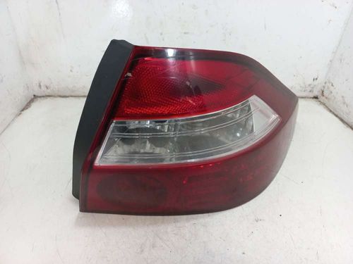 LANTERNA DIREITA CHEVROLET PRISMA 1.4 2011