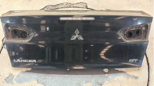 TAMPA TRASEIRA MITSUBISHI LANCER 2.0 2012
