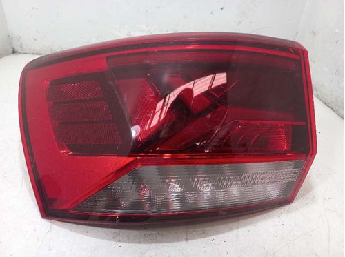 LANTERNA ESQUERDA VOLKSWAGEN TAOS 1.4 2022