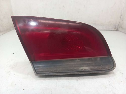 LANTERNA DA TAMPA ESQUERDA FIAT SIENA 1.0 2013