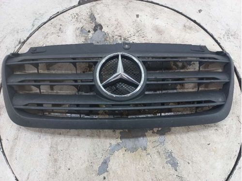GRADE RADIADOR MERCEDES BENZ SPRINTER 314 2.2 2020