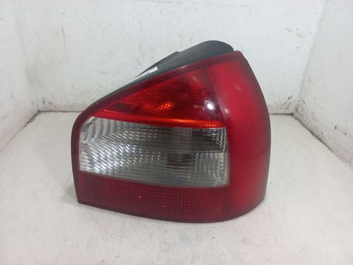 LANTERNA DIREITA AUDI A3 1.8 2003