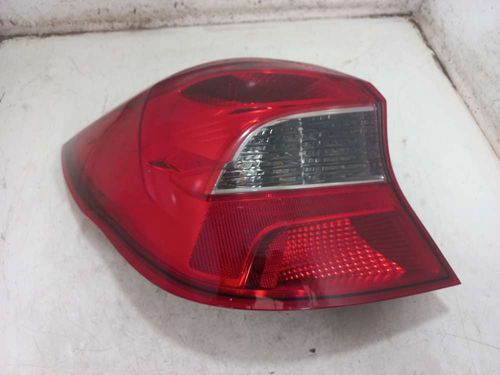 LANTERNA ESQUERDA FORD KA 1.5 2020