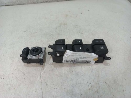 INTERRUPTOR VIDRO DIANT. ESQ HYUNDAI I30 1.6 2013