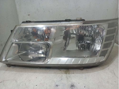 FAROL ESQUERDO FIAT FREEMONT 2.4 2012