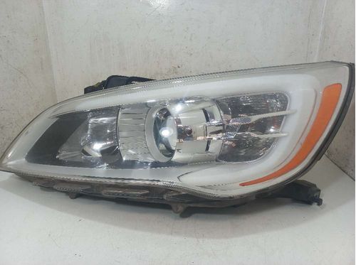 FAROL ESQUERDO KIA CADENZA 3.5 2012