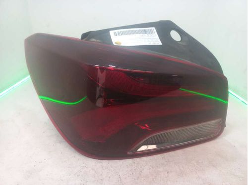 LANTERNA ESQUERDA ONIX HATCH LTZ 2023