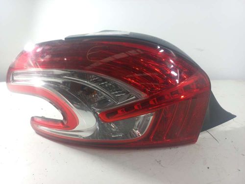 LANTERNA ESQUERDA PEUGEOT 208 ACTIVE 1.5L 2015