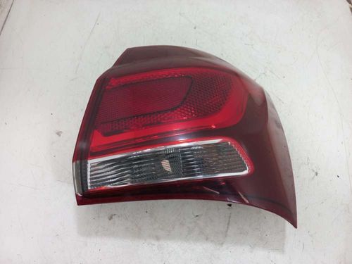 LANTERNA DIREITA CHEVROLET COBALT 1.8 2020