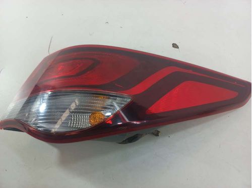 LANTERNA ESQUERDA HYUNDAI HB20S 1.6 2016