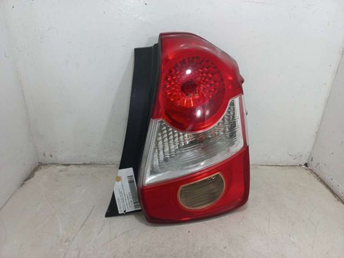LANTERNA DIREITA TOYOTA ETIOS X 1.3 2018