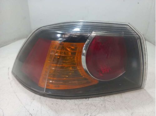 LANTERNA ESQUERDA MITSUBISHI LANCER 2.0 2015