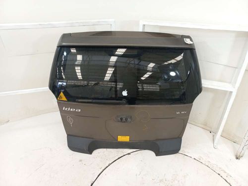 TAMPA TRASEIRA FIAT IDEA 1.8 2012