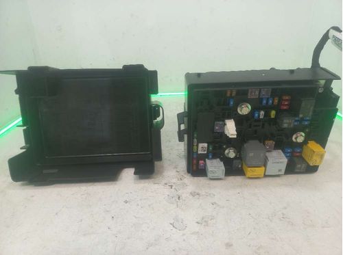 CAIXA DE FUSIVEIS ONIX HATCH LTZ 2023