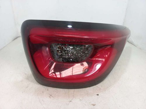 LANTERNA DIREITA FIAT TORO 1.8 2017
