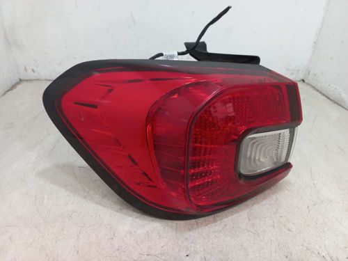 LANTERNA ESQUERDA FIAT ARGO 1.8 2020