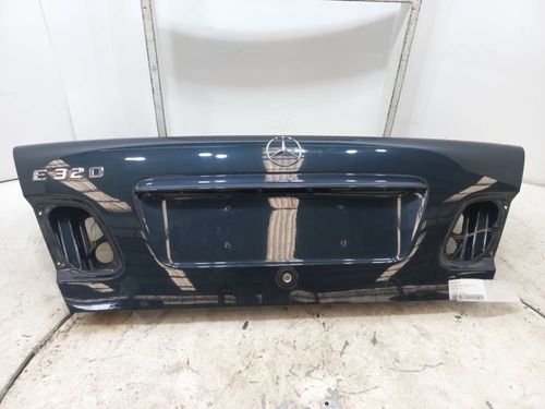 TAMPA TRASEIRA MERCEDES BENZ E320 3.2 1997
