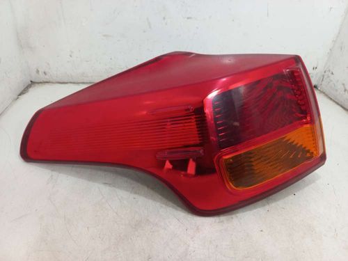 LANTERNA ESQUERDA TOYOTA RAV4 2.5 2013