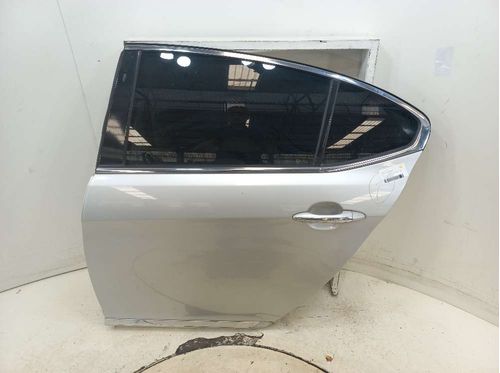 PORTA TRASEIRA ESQ KIA CADENZA 3.5 2012