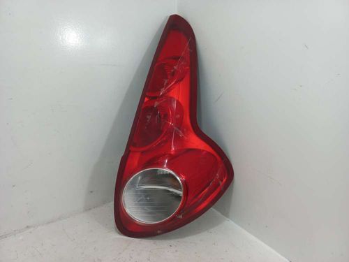 LANTERNA DIREITA FIAT PALIO 1.0 2017