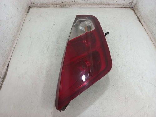 LANTERNA DIREITA FIAT PUNTO 1.4 2011