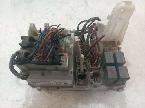 CAIXA DE FUSIVEIS TOYOTA COROLLA 1.6 2004
