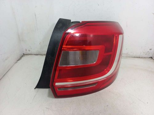 LANTERNA DIREITA RENAULT SANDERO 1.0 2020