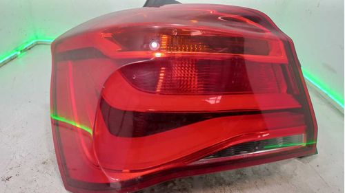 LANTERNA ESQUERDA BMW 125I M SPORT/ACTIVE FLEX 2.0 TB AUT. 5P 2.0L 2016