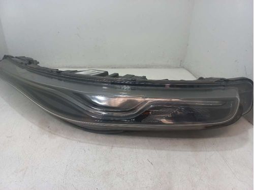 FAROL AUXILIAR DIREITO FIAT TORO 2.0 2016