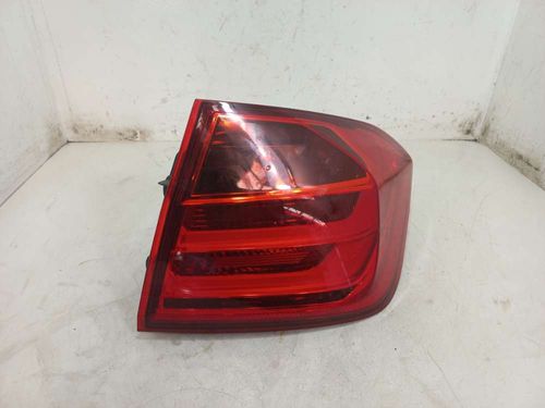 LANTERNA DIREITA BMW 320IA 2.0 2015