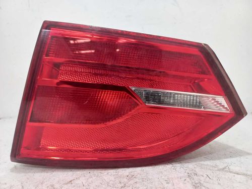 LANTERNA DA TAMPA DIREITA VOLKSWAGEN JETTA 2.0 2013