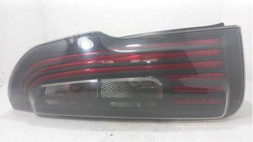 LANTERNA ESQUERDA FIAT IDEA 1.8L 2014