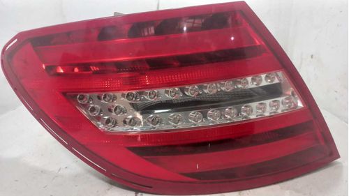 LANTERNA ESQUERDA MERCEDES BENZ C180 1.6 2013