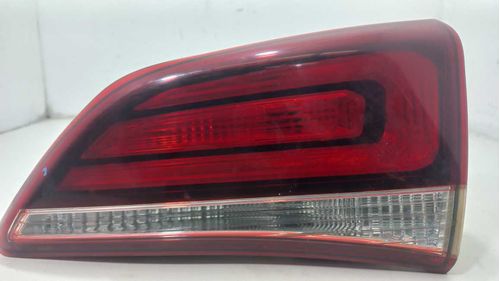 LANTERNA DA TAMPA DIREITA HYUNDAI HB20X 1.6 2016