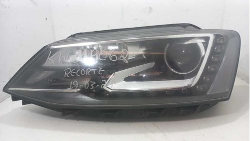 FAROL ESQUERDO VOLKSWAGEN JETTA 2.0 2015