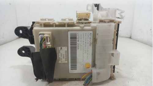CAIXA DE FUSIVEIS TOYOTA COROLLA 1.8 2010